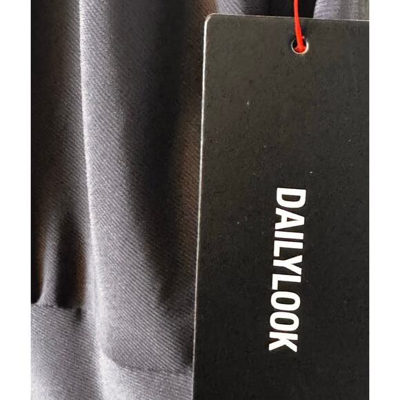 GILLI V-Neck Sleeveless Pockets Wide Ankle Leg Jumpsuit Gray Women's Large NWT - Picture 8 of 10